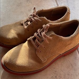 Boys / Girls Sperry loafers! Size 4.5 med!